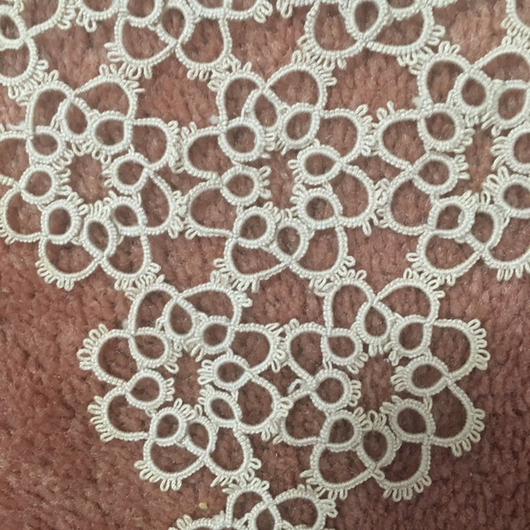 Hand made (1) piece made by needle point - Picture 2 of 10